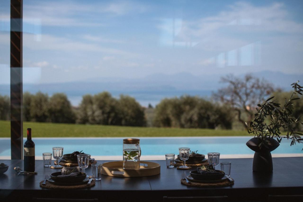 Residenza Cavaion Villa Calmasino Exterior photo